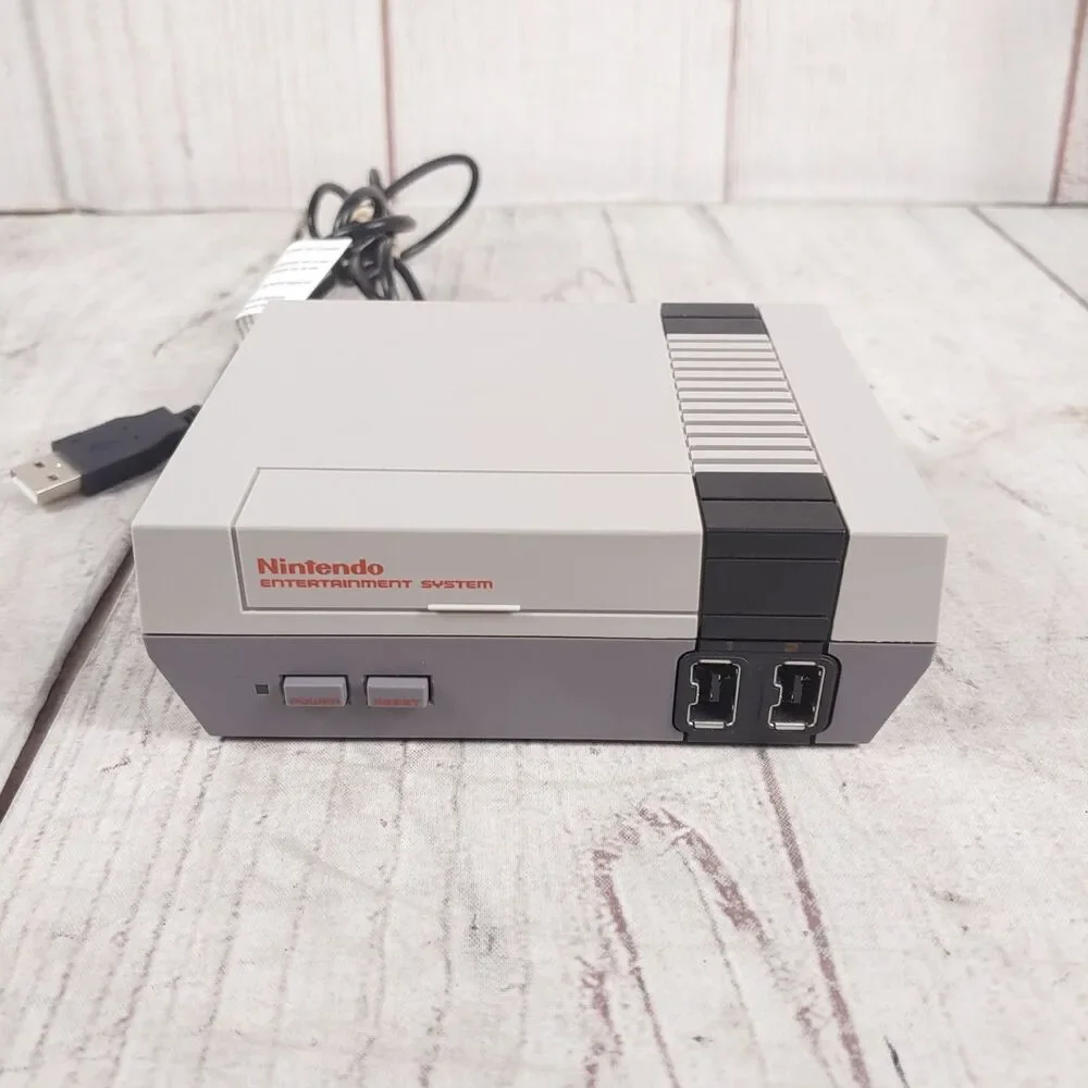 OEM Nintendo NES Classic MINI Edition - 2 CONTROLLERS - CLV-001 Authentic TESTED